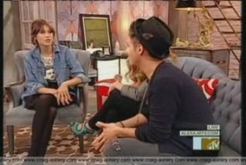 It's On With Alexa Chung - Lauren Collins & Adamo Ruggiero