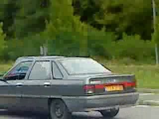 moi qui conduit une voiture