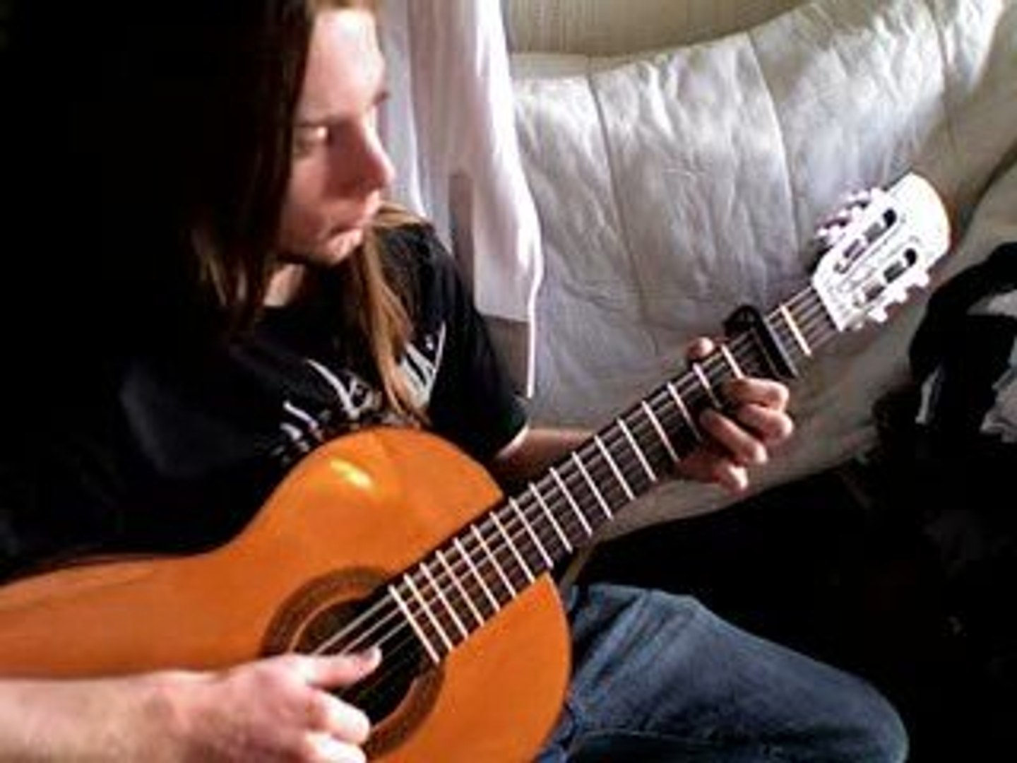 Canon de Pachelbel (guitare classique) - Vidéo Dailymotion