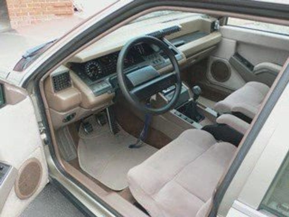 R25 GTD 1987 BY:SCYZO