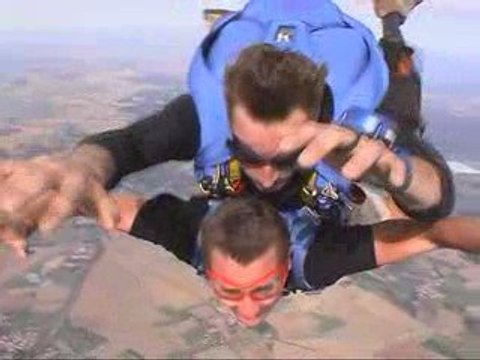 Ludo: saut en parachute à Nancy - Azelot...même pas peur !!!