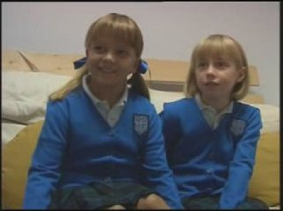 Entrevista Carlota y Denise (Paula y Evelyn) - El Internado