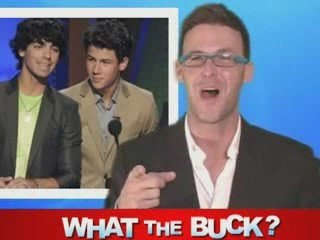 Miley Cyrus HUMPS ICE CREAM TRUCK! Teen Choice Awards 2009