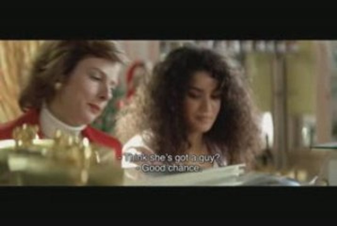 PARIS OFFICIAL TRAILER