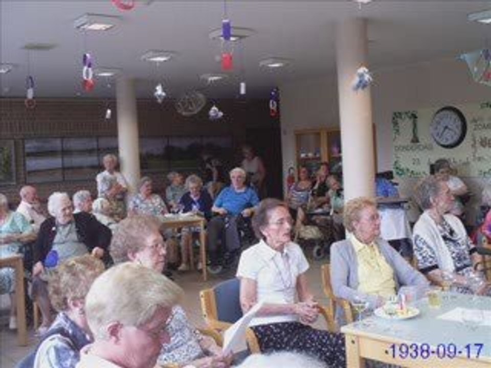 Medley chansons rétros chanté par  Dimitri Shaw