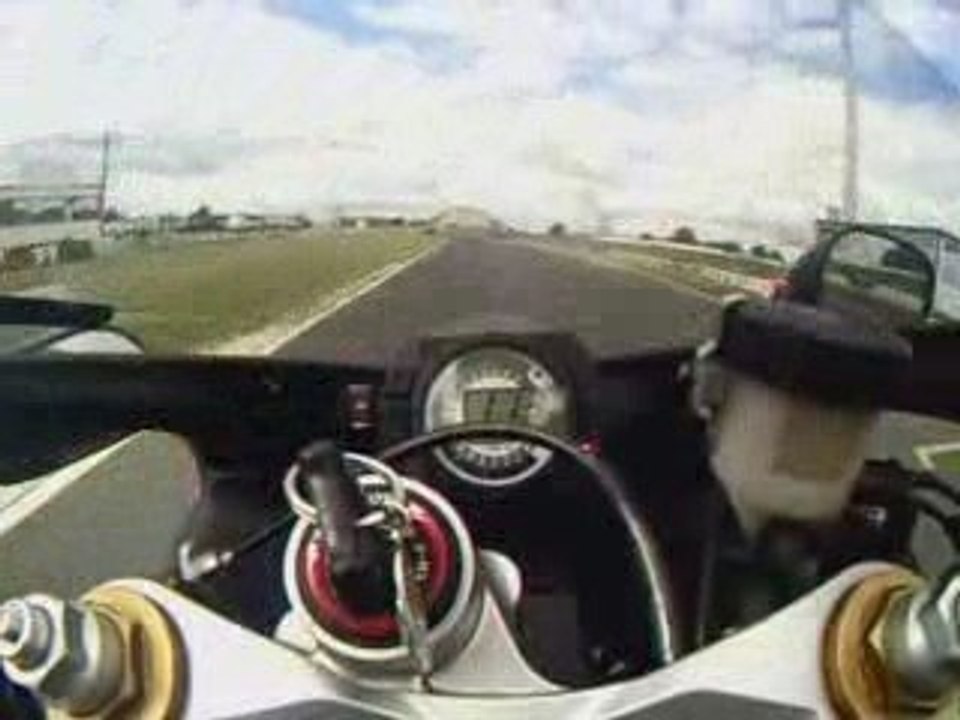 11/08/09 ZX6R at the circuit Carole race track