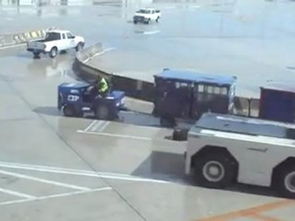 Lost luggage in an aiport? Ever wondered what happend to it?