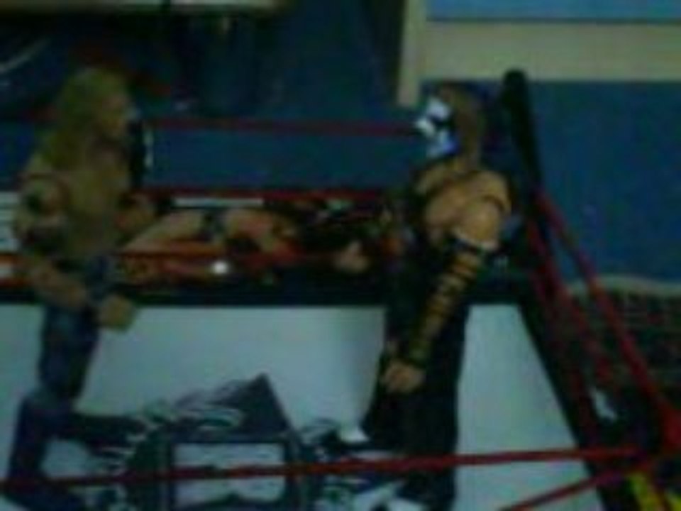 Cutting edge figurine de catch
