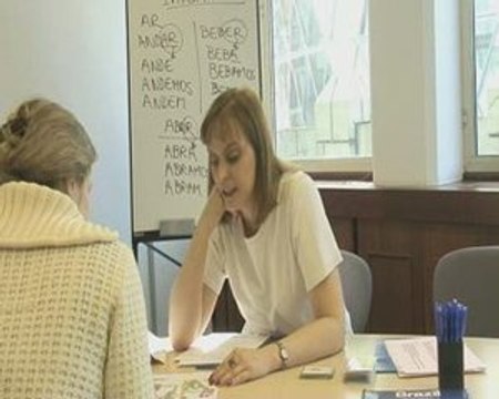 Language Training with Communicaid