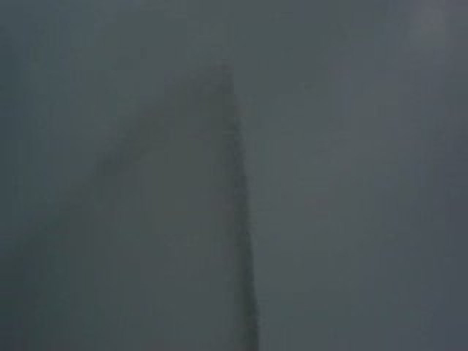 Vidéo du geyser à Genève