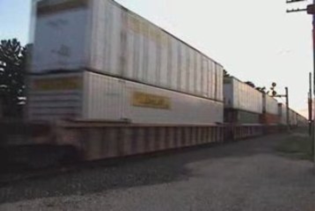 BNSF intermodal E.B.