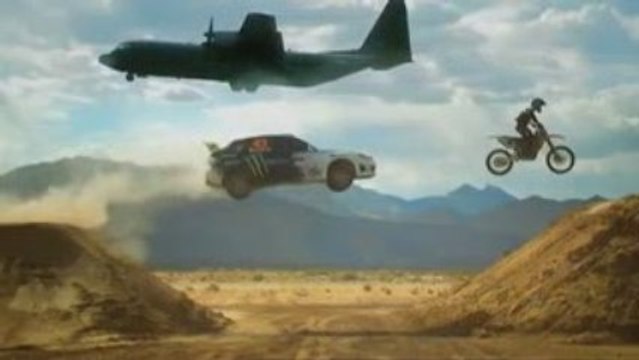 [XTREM] Ken Block vs Ricky Carmichael Aerian Duel [Goodspeed