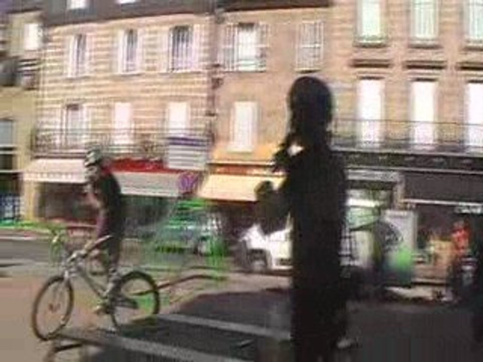 velo trial show avec NICOLAS LUQUE champion de france