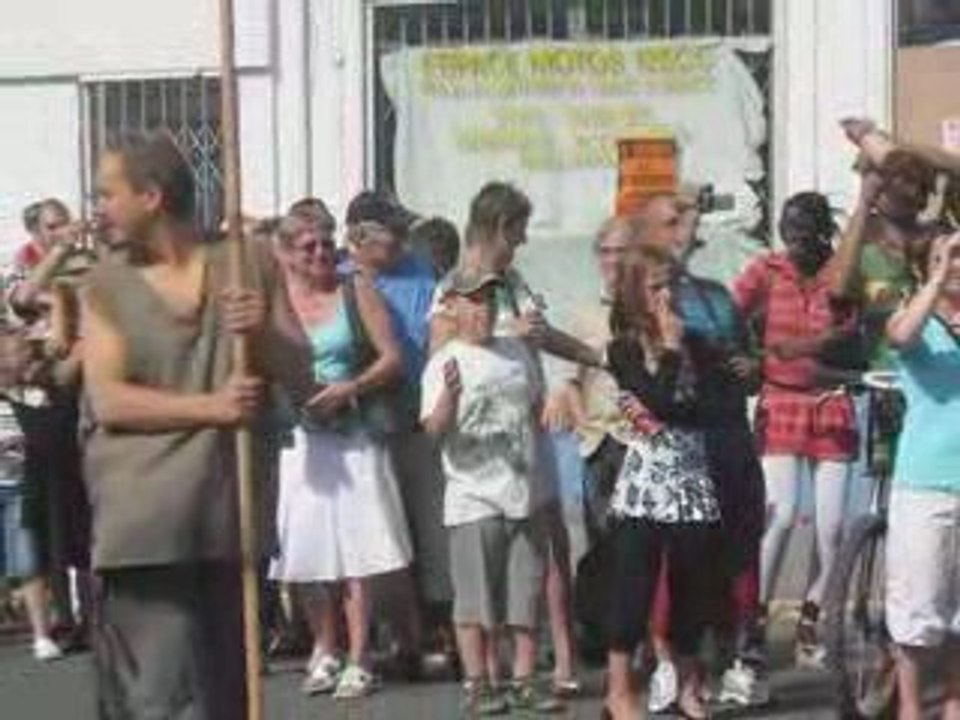 CAVALCADE D ETE 15 AOUT 2009 DE BOULOGNESUR MER