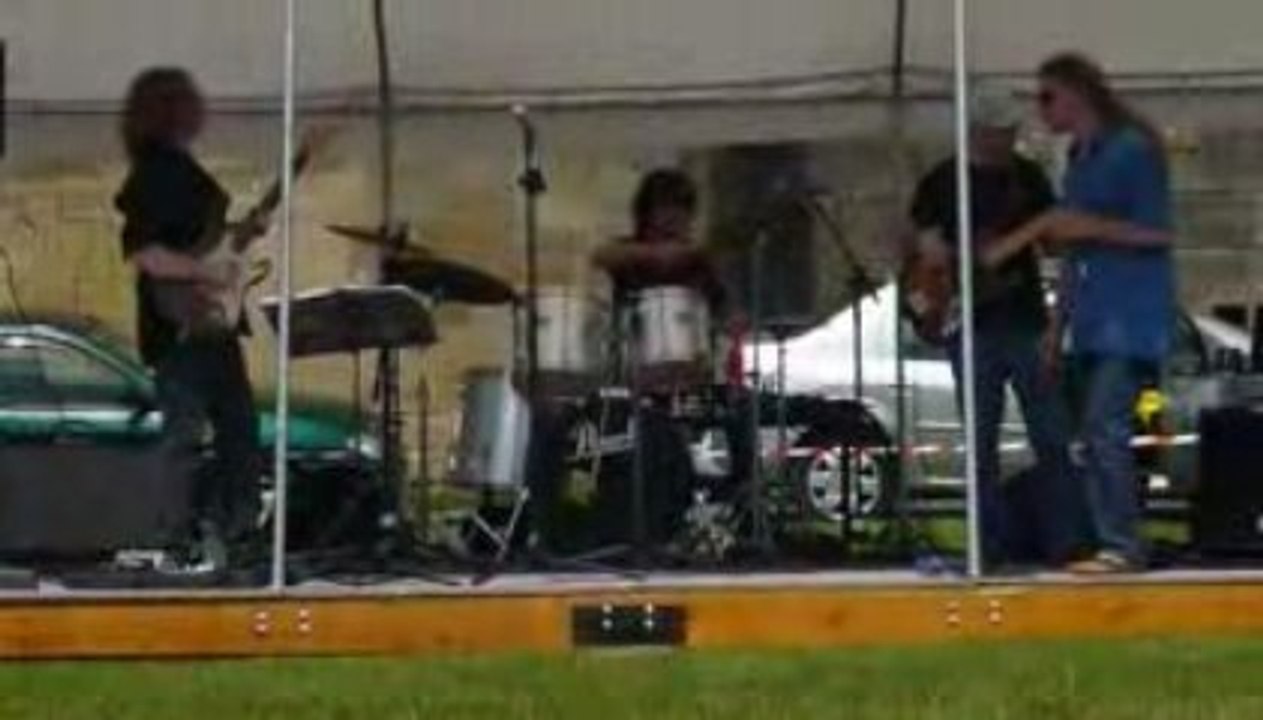 black cat bone i ain't superstitious