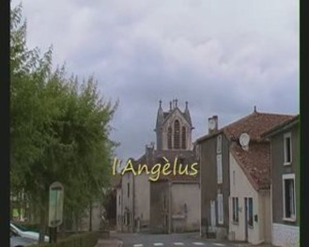 Le son des cloches du Clocher d'Epenède