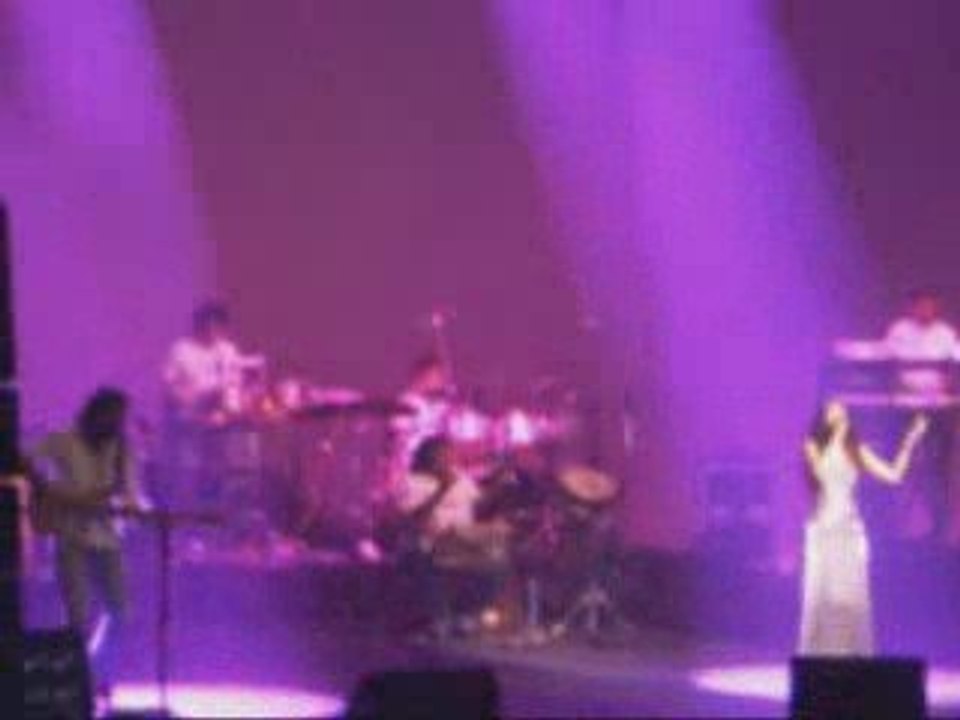 Sonu Nigam - premiere partie