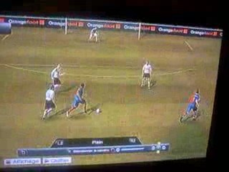 FRAPPE d'Henry en pleine lucarne