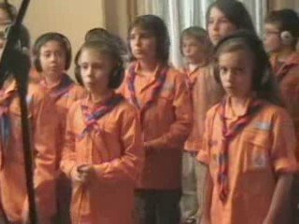 SGDF Nouveau Chant de promesse des Louveteaux Jeannettes - Vidéo ...