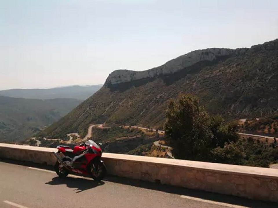 balade dans le col de l'espigoulier en Rsv1000 R