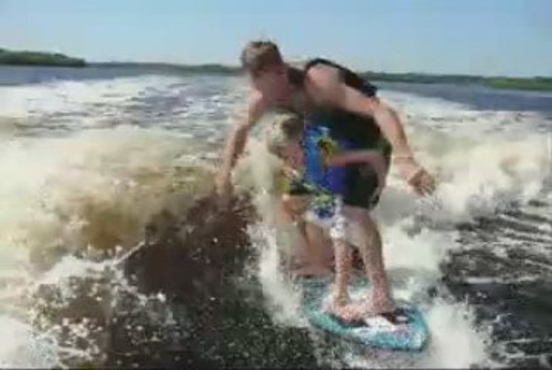 wakeboard and wakesurf