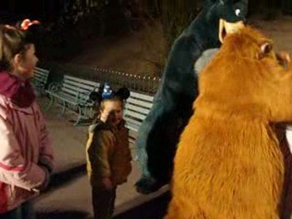 Disneyland show baloo et le roi Louis