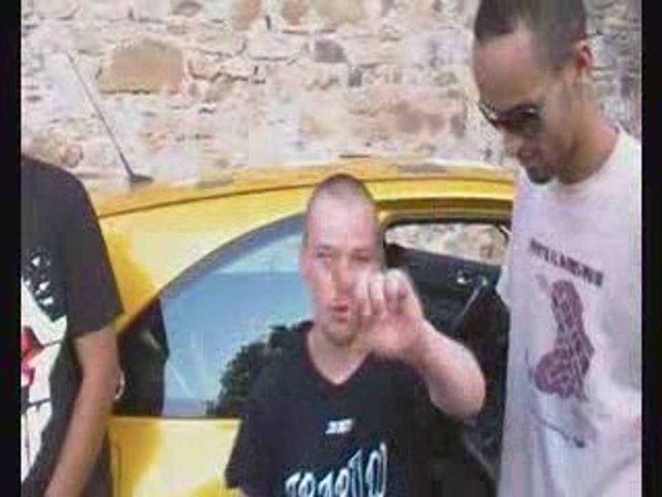 street bench-la voix du sahhhhh!