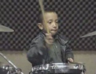 Jeune batteur  armand  6 ans