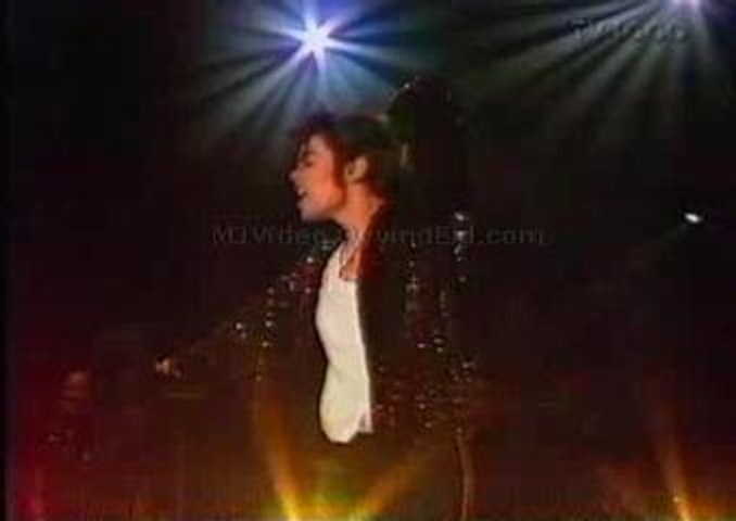 Michael Jackson - Billie Jean (Live)