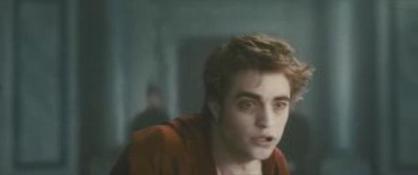 The Twilight Saga  New Moon Trailer