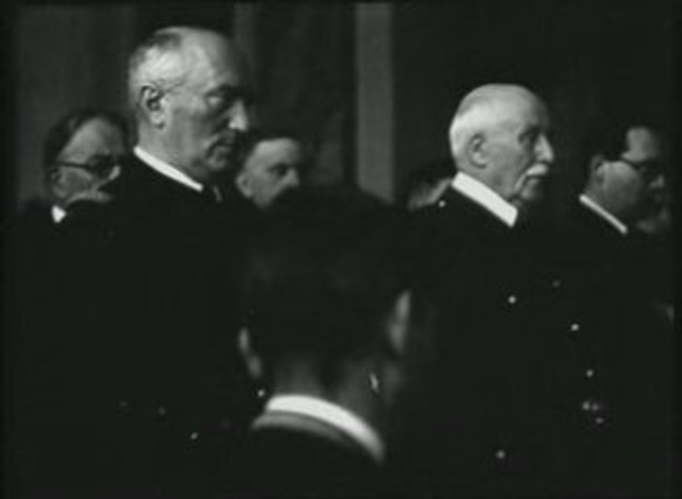 1942.03.13  Serment au Maréchal Pétain
