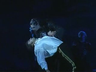 Elizabeth_musical_The shadow has grown big today