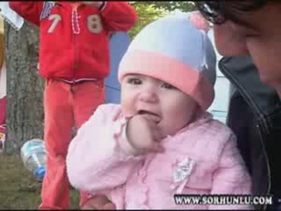 Sorhunlu Tatlı Üçüzler