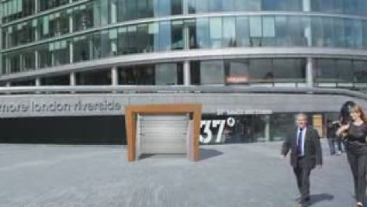 Wayne Heamingway launches the Kioskiosk at the Super Contemp