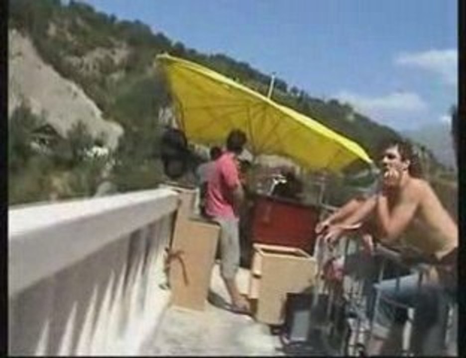 Saut à l'élastique au Pont de Ponsonnas - cam embarquée