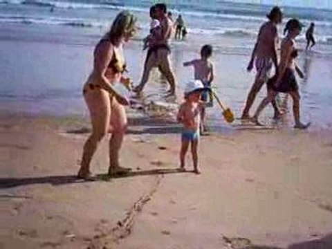 Basile et Gaston jouent -août 2009