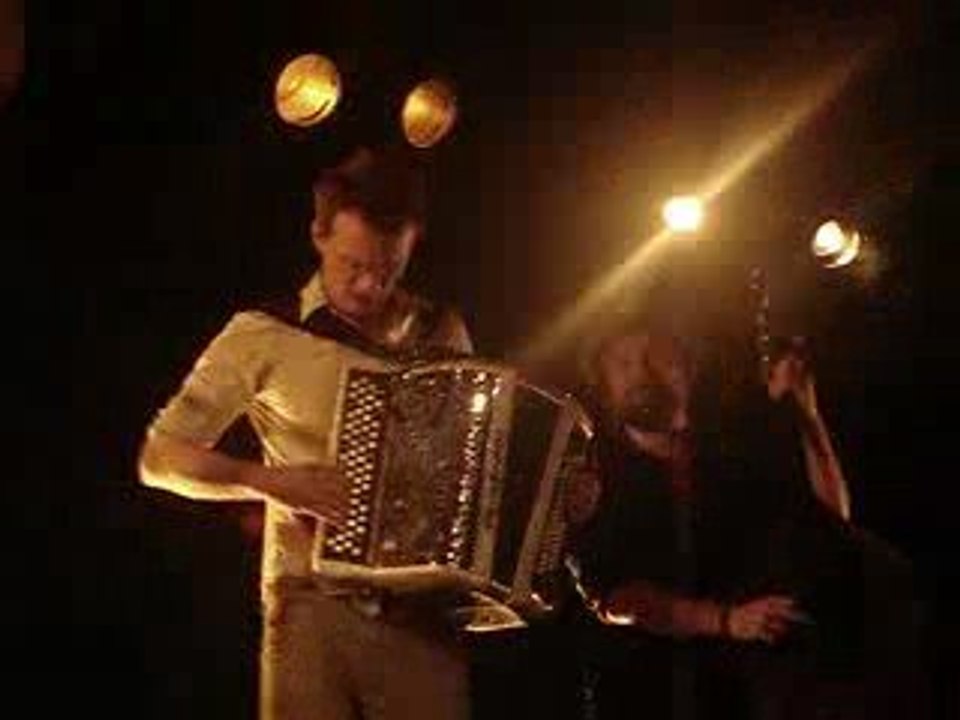 J'AI - DEBOUT SUR LE ZINC