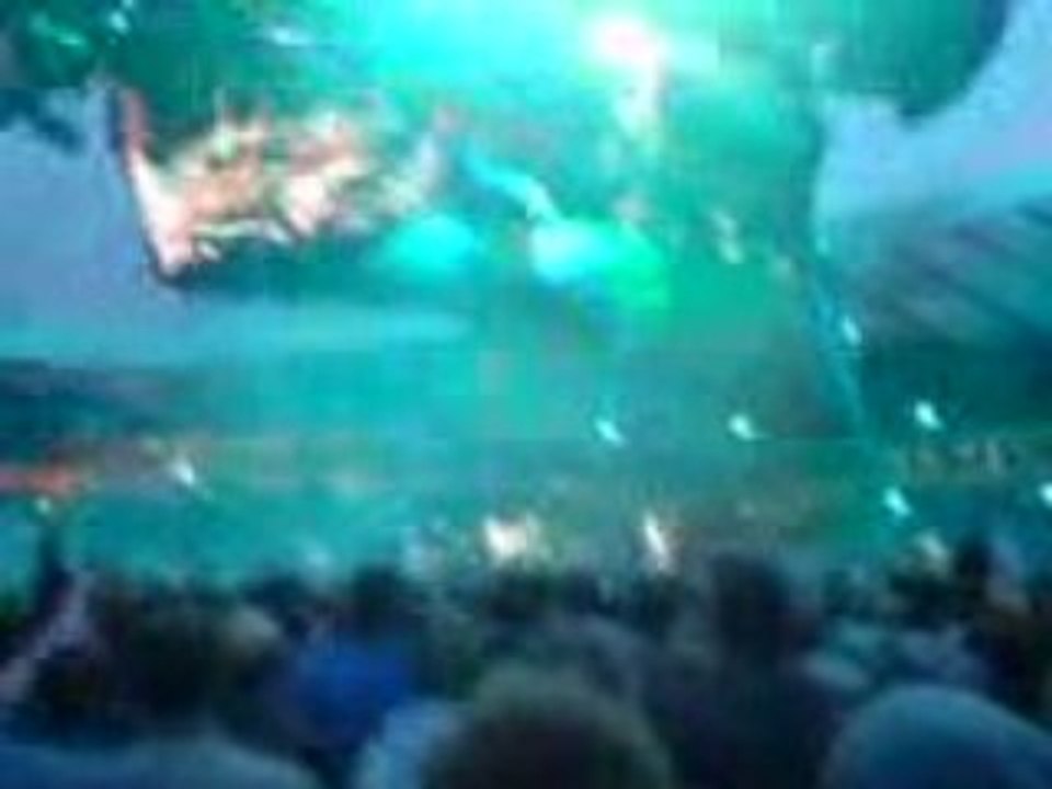 U2 Beautiful Day Live at Hampden