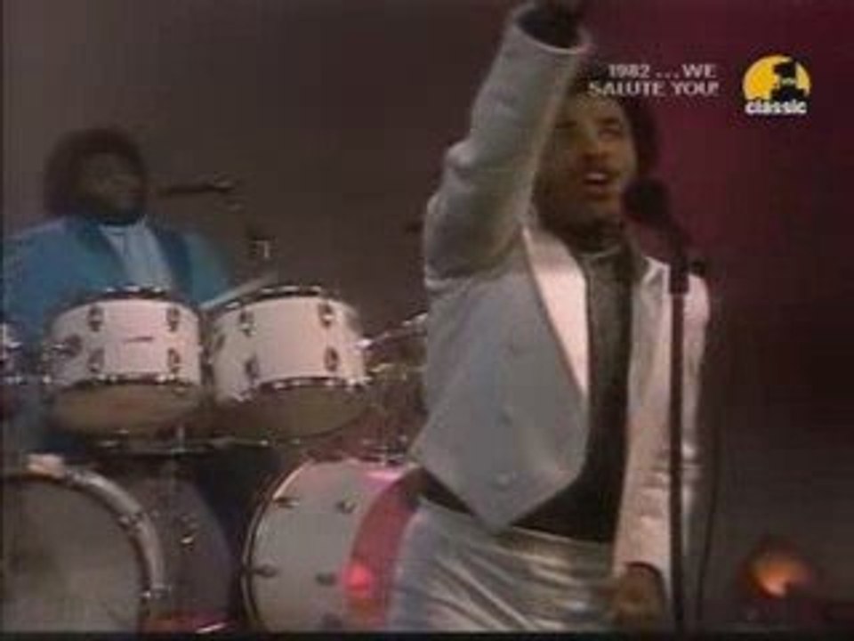 Fat Larry'S Band - Zoom