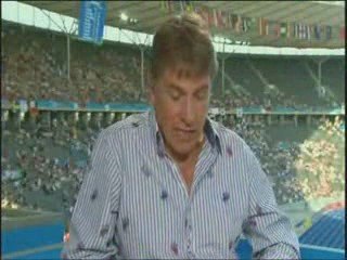 Caster Semenya .... is a MAN?!