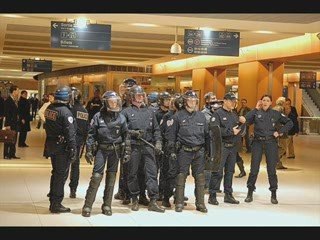 Descente de police dans un collège