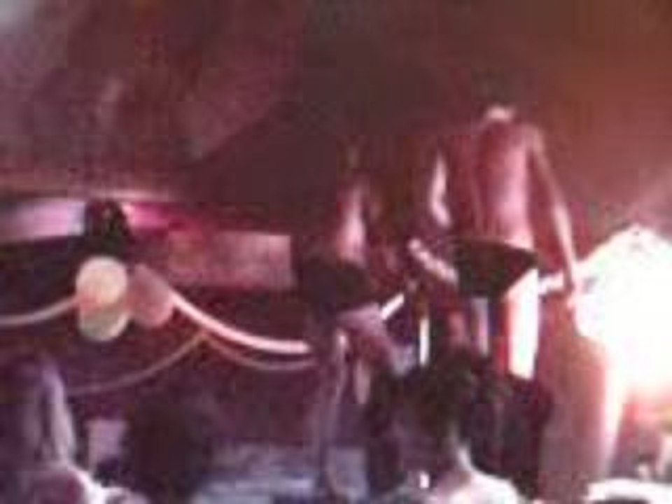 Full Monty 2003