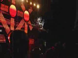 Travis Barker's drum solo @ Tinley Park 8/15