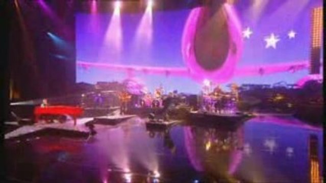 Elton John Red Piano 2009