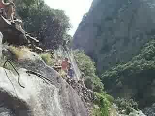 Saut de Didi aux gorges d'Héric
