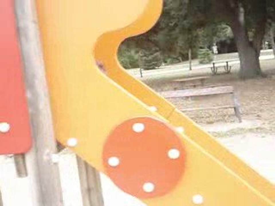 Thibault et le tobboggan