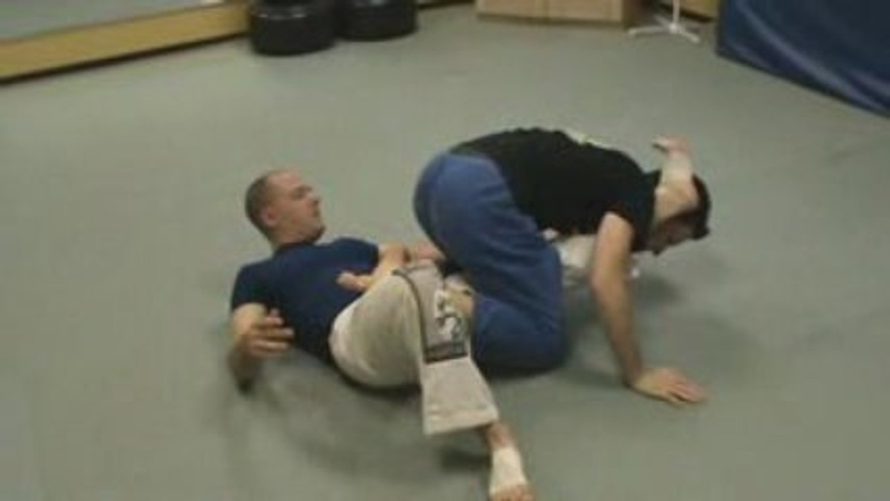 Forward Sweep from X Guard - Couch2Cage.com