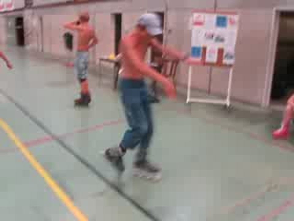 moonwalk on rollers
