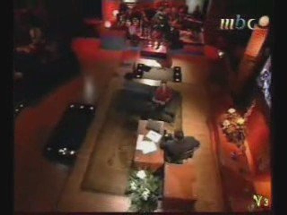احمد حلمى فى برنامج مضحك جدا