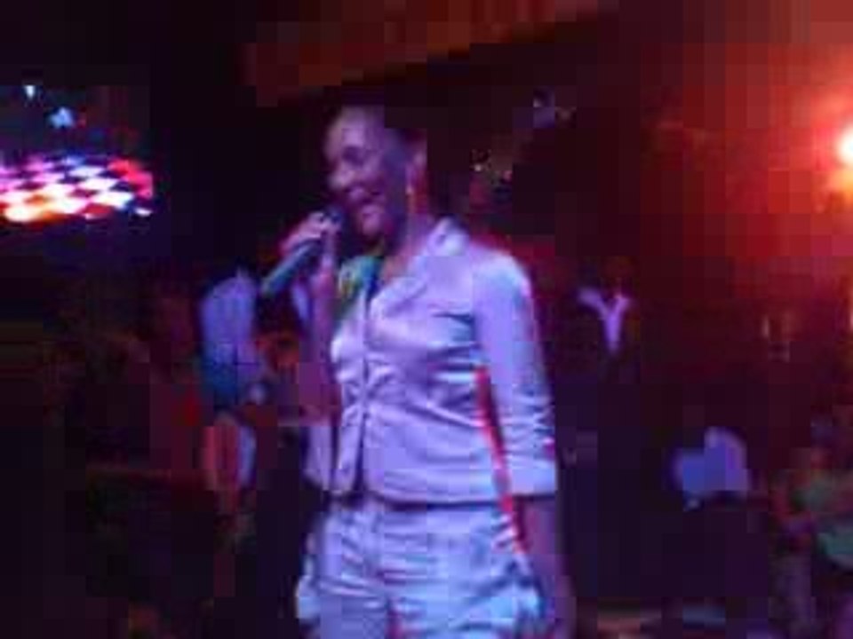 Soumia - La prisonnière (playback)